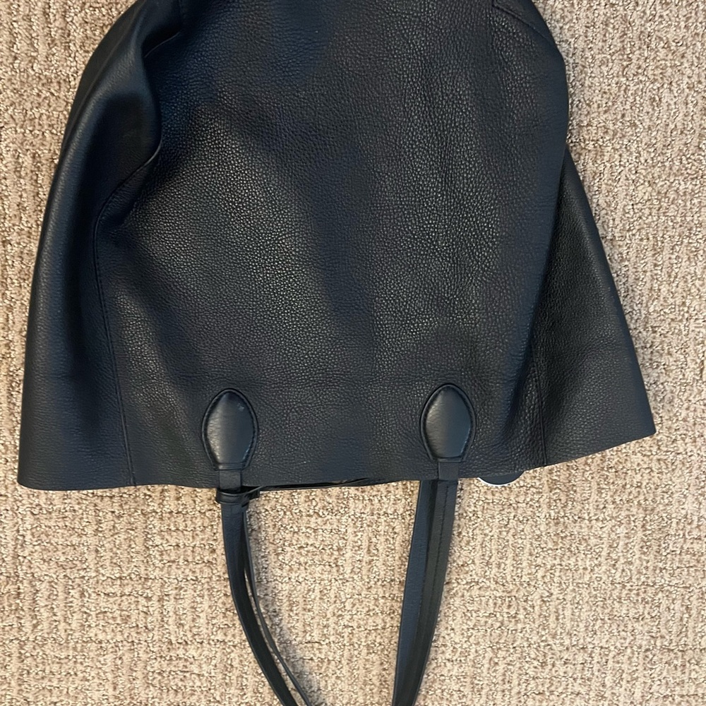 Michael Kors black shopping/ tote bag food for travel and work - Picture 5 of 6